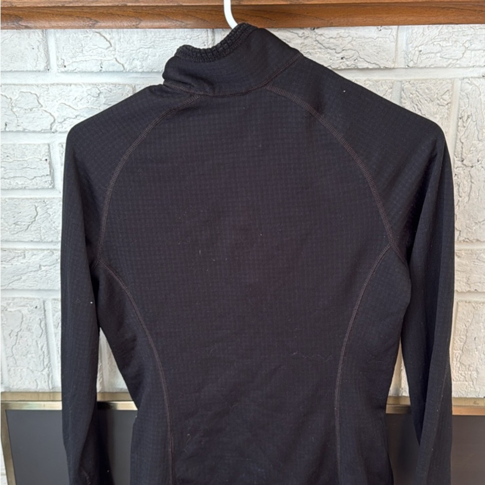 Patagonia R1 fleece